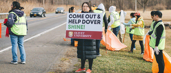Dozens of Students Volunteer in Town Clean-up Activities